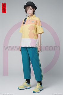 时尚国潮风服务员1
